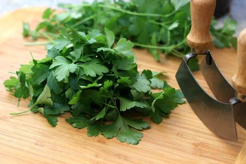 Uses of parsley